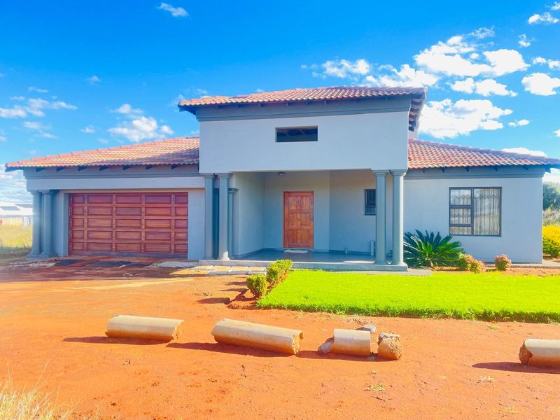 *Tranquil Retreat Family Home That Feels Like a Vacation in Kookrus, Meyerton - Photo 1