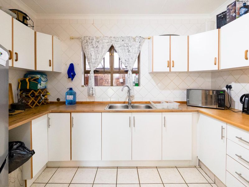 Pet friendly face brick simplex - Photo 10