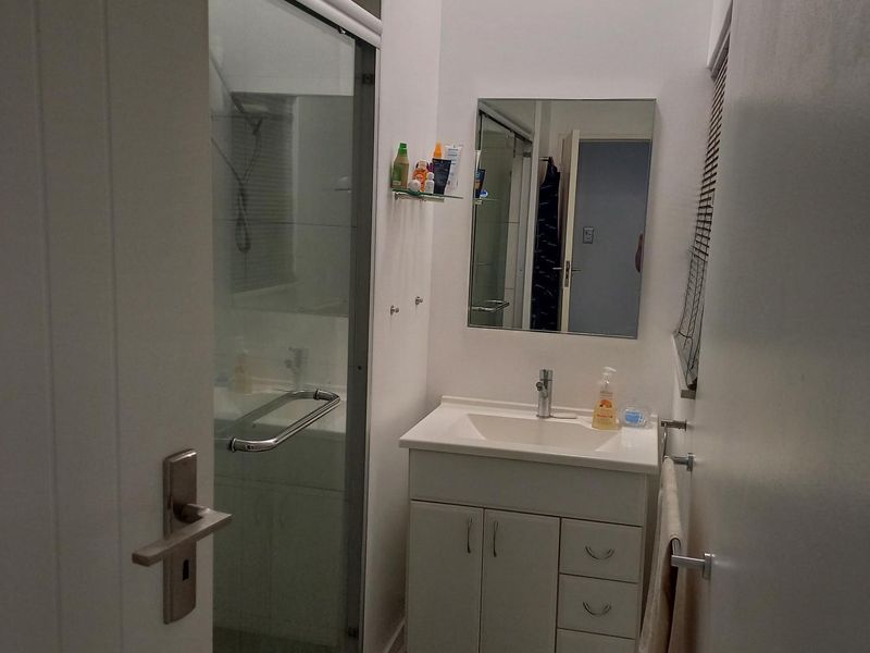 SPACIOUS TWO BEDROOMS - Photo 8