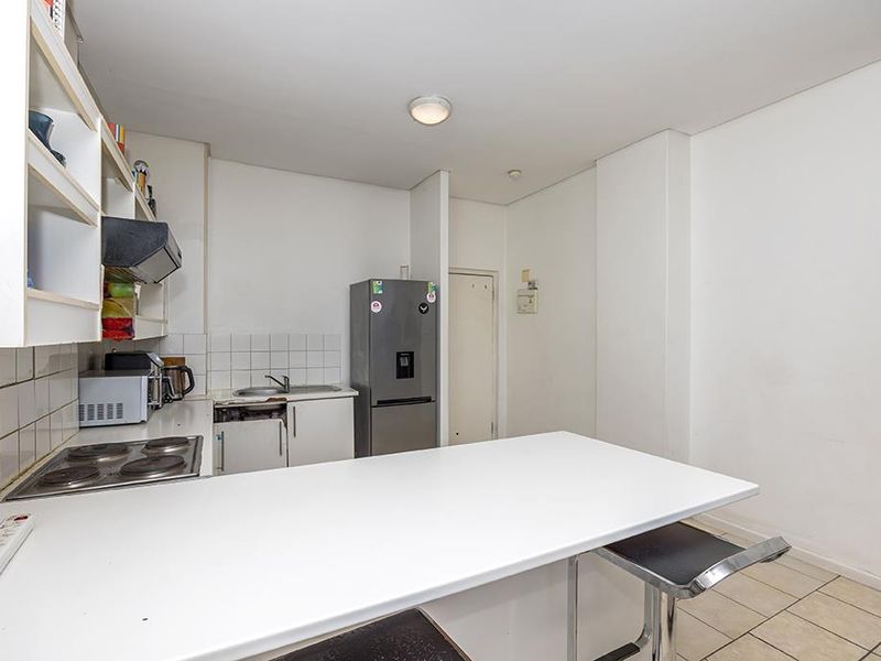 2-Bedroom Apartment with Secure Parking, Storeroom & Lifestyle Amenities in Liberty Grand - Photo 8