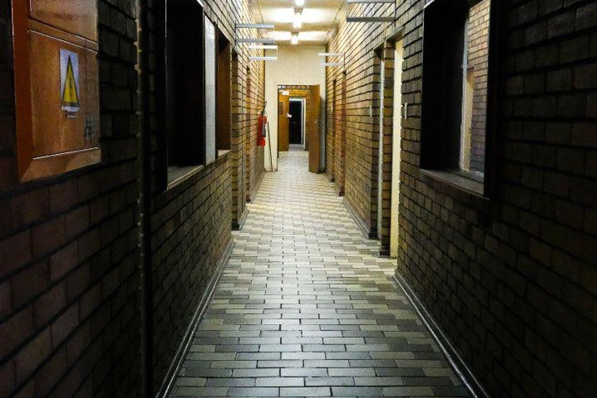 TO LET - OFFICE BLOCK / CLINIC - Photo 5