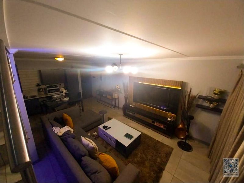 Stunning apartment In Summerset complex In midrand - Photo 7