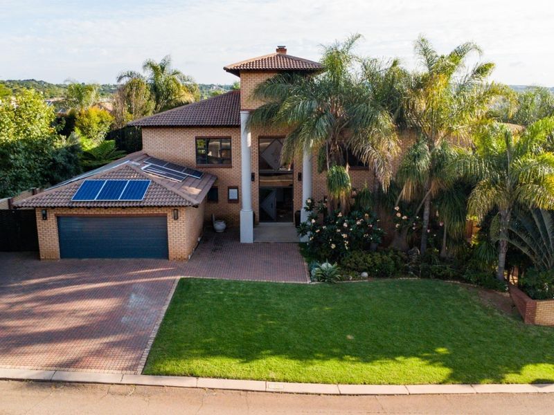 Spacious Family Luxury Home for Sale in The Wilds Estate - Photo 4