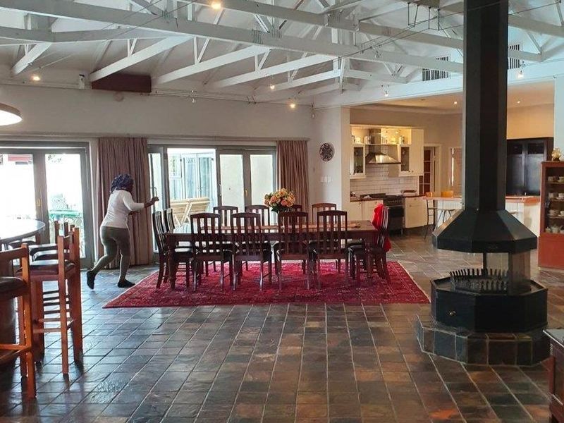 Exclusive 4-Bedroom Home with Pool & Study in Klein Windhoek - Photo 8