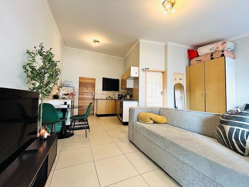 Invest in Milpark: Secure, Convenient & Connected Living - Photo 8