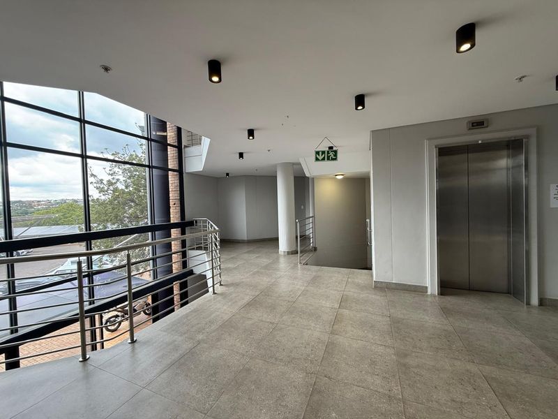 Prime Office Space Available for Immediate Lease in Sandton - Photo 3