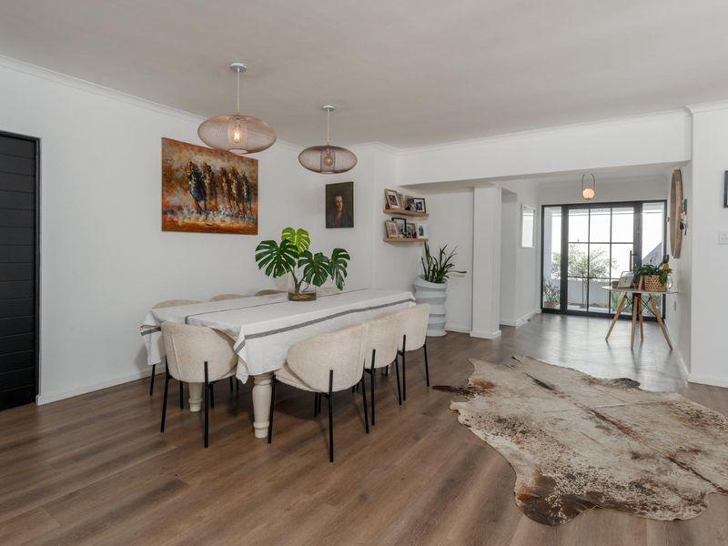 A Tastefully-Designed Entertainer’s Delight - Photo 9