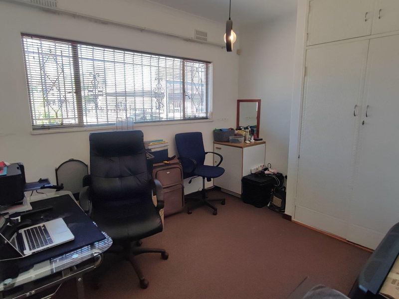 Best location in Brackenhurst! - Photo 9