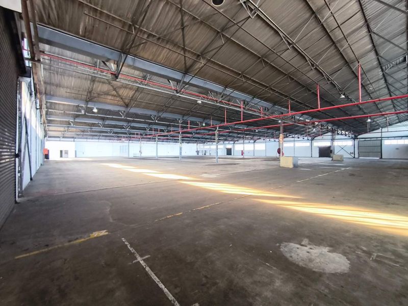 4,280m2 Warehouse To Let in Benoni Ext 12 - Photo 8