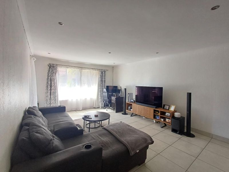 2 bedroom apartment in Malanshof - Photo 5