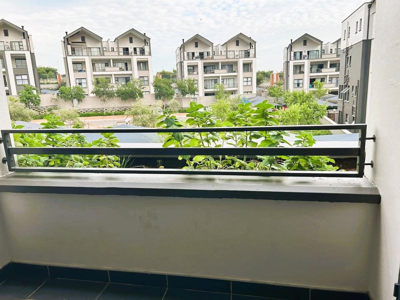 Penthouse -  Luxury Living, Elevated! Munyake Lifestyle - Photo 2