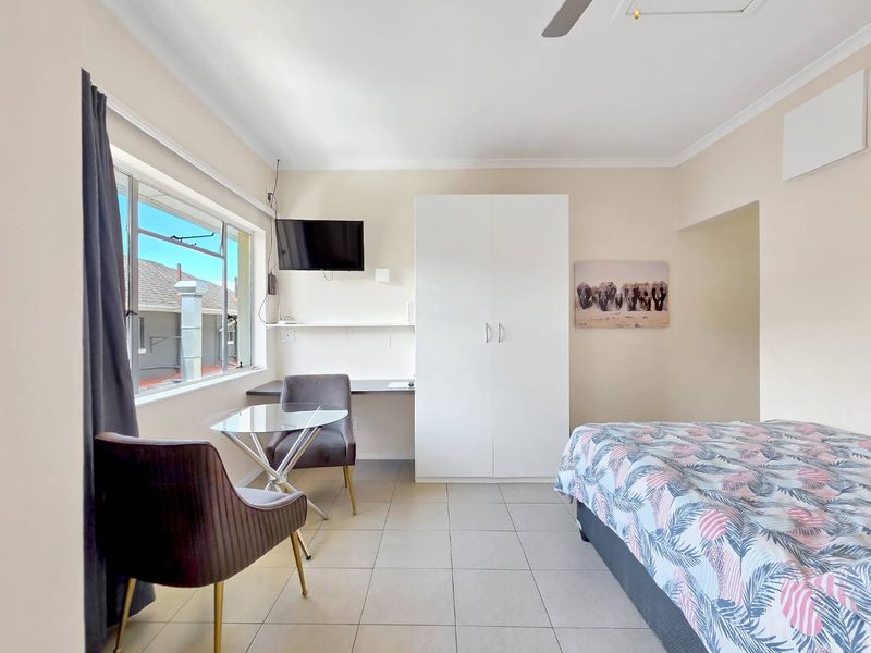 Studio Apartment for sale in Kloof Street - Photo 7