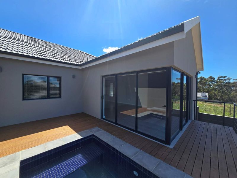 Brand New Luxury Home to Rent – Be the First to Live Here! - Photo 6