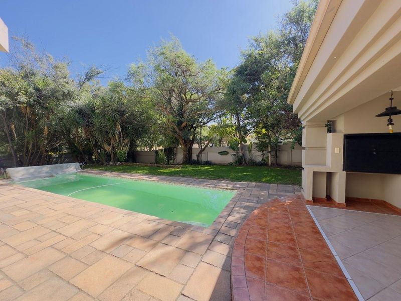 3 Bedroom House to Rent in Blue Golf Estate - Photo 3