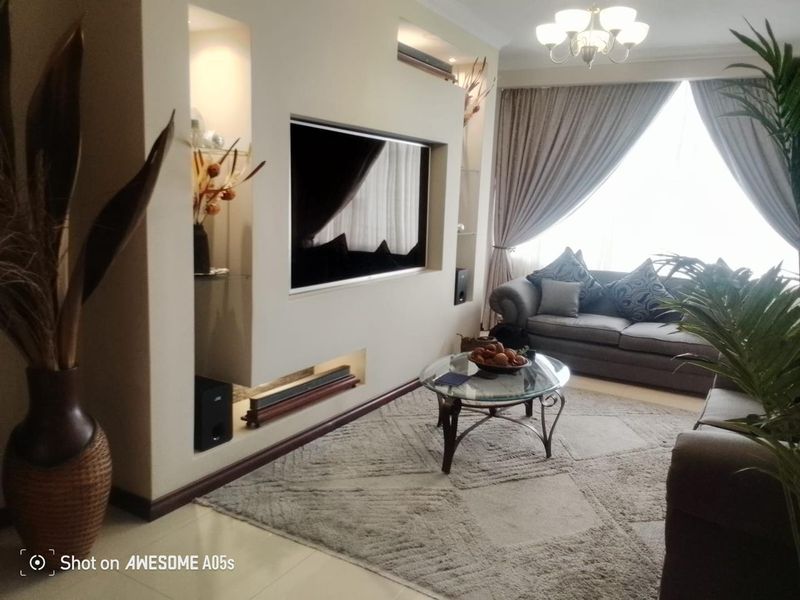 Exquisite 2 bed in Germiston - Photo 5