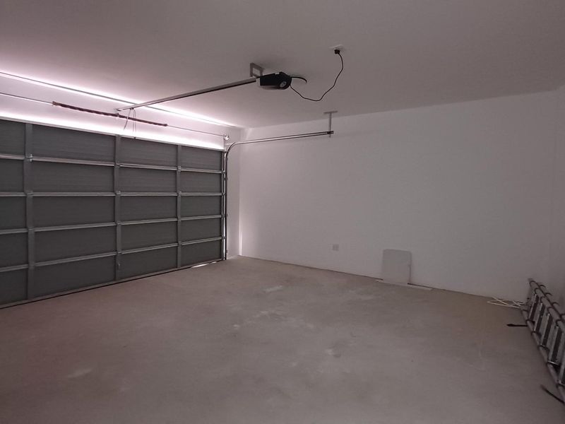 To Let - Photo 10