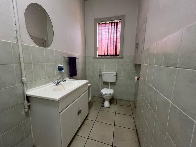 A HOME FOR YOUR BUSINESS - Photo 9