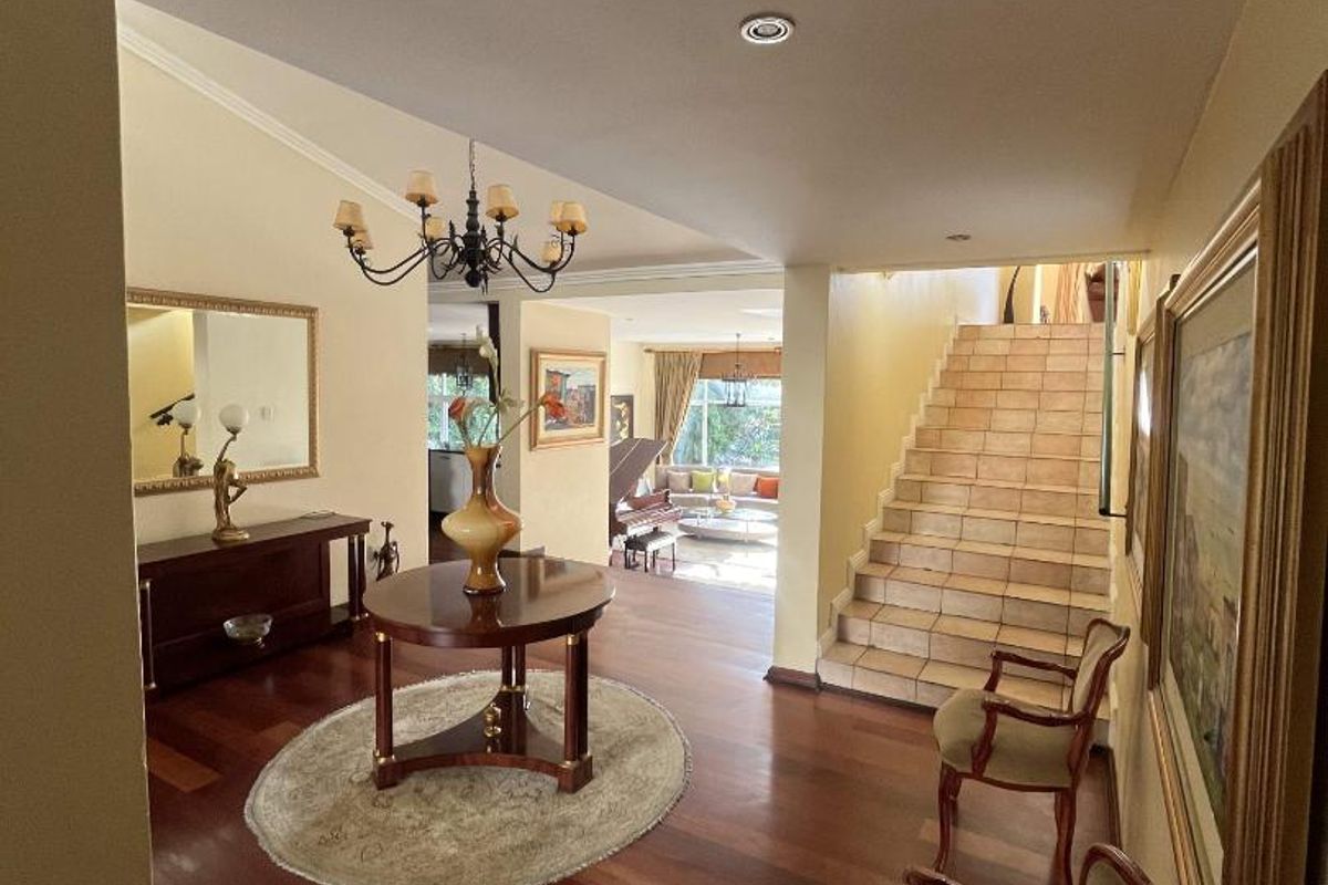 A Bryanston Legacy Estate — Where Timeless Luxury Meets 4,000m2 of Private Prestige - Photo 4