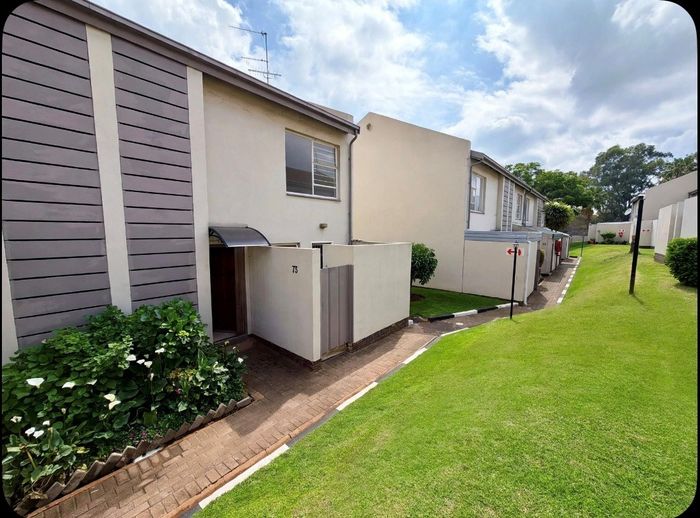 Property #2563726, Apartment Rental Monthly in Bedfordview Central