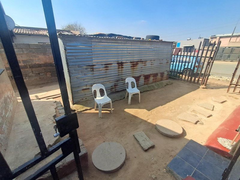 2 Bedroom House In Ivory Park - Photo 6
