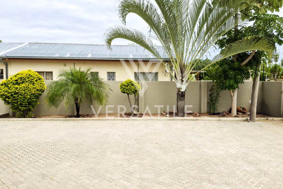 Modern Spacious Family Home with Expansive Garden for sale in Ongwediva. - Photo 4