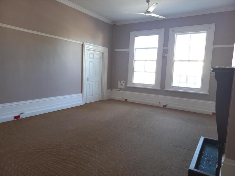 Freestanding corner property, on Cape Road! - Photo 2