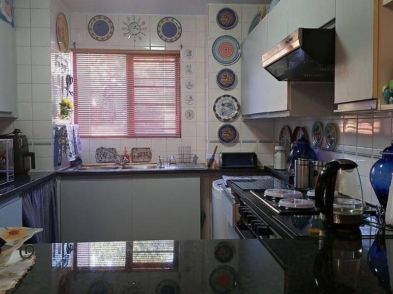 2 Bedroom Groundfloor Apartment - Photo 3