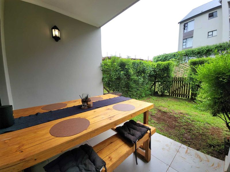 Two Bedroom Ground Floor Unit TO LET in Emberton Estate! - Photo 9