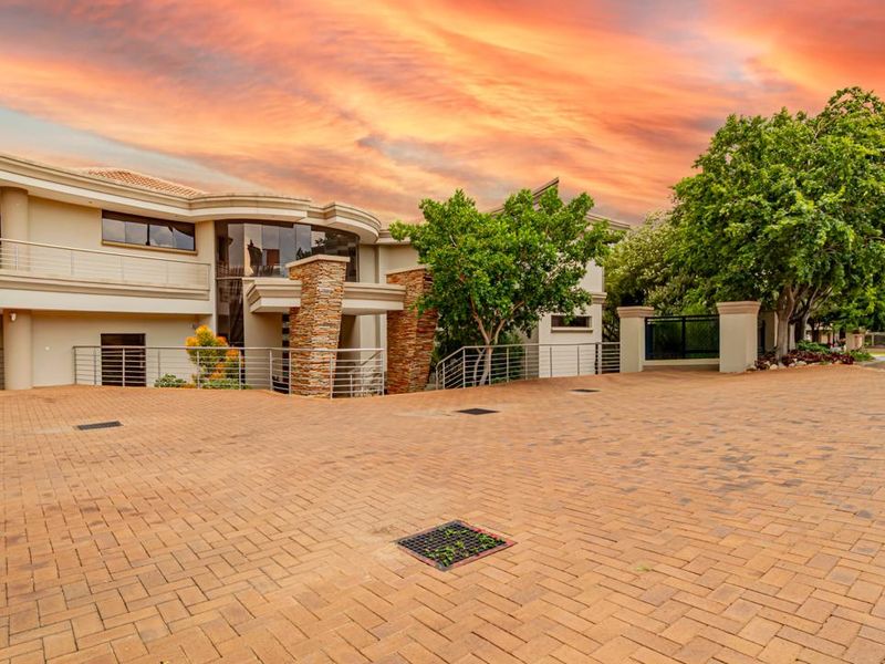 5 Bedroom House of Architectural Grandeur in Meyersdal Eco Estate – A Double-Stand Masterpiece of Modern Luxury - Photo 10