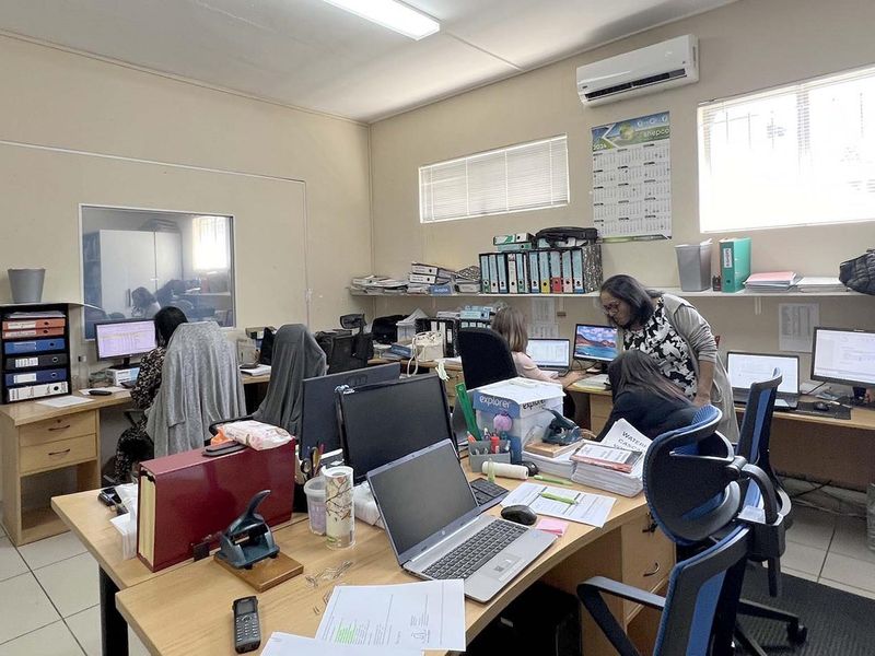 UNIQUE OFFICE SPACE IN THE HEART OF UMHLANGA – NO TRANSFER FEES! - Photo 7