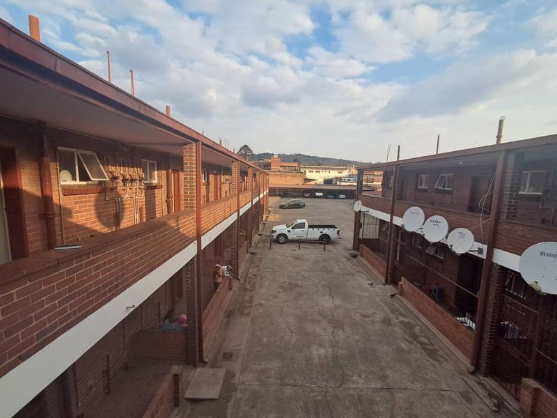 An Apartment  In Pretoria West - Photo 9