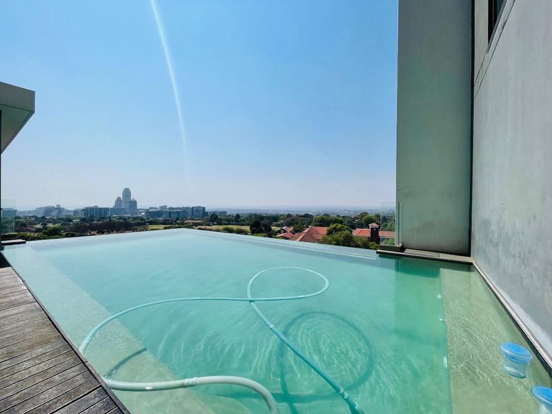 3 Bed Unfurnished Apartment in Illovo - Photo 2