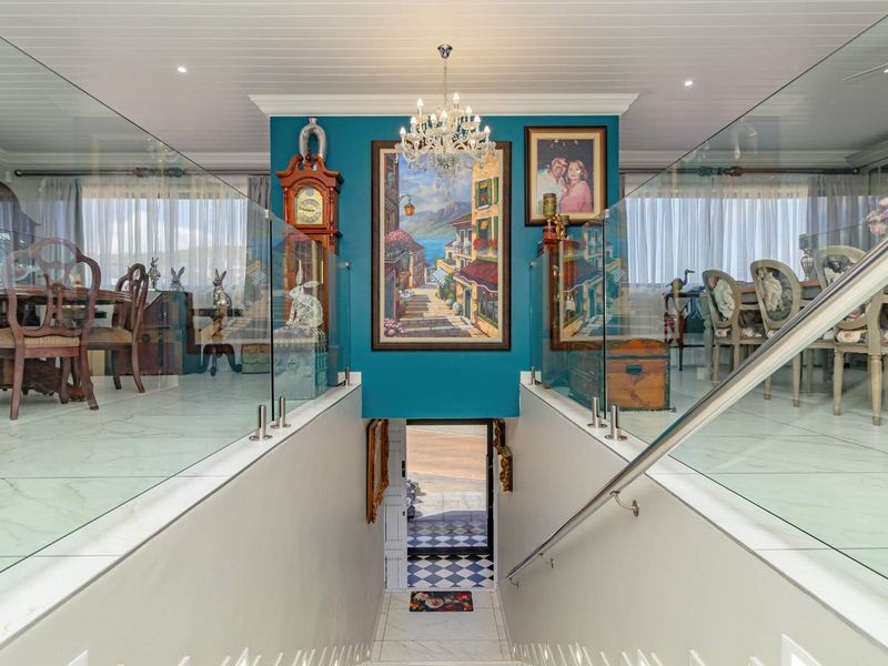 Coastal Elegance: Your Dream Home in Monte Christo - Photo 5