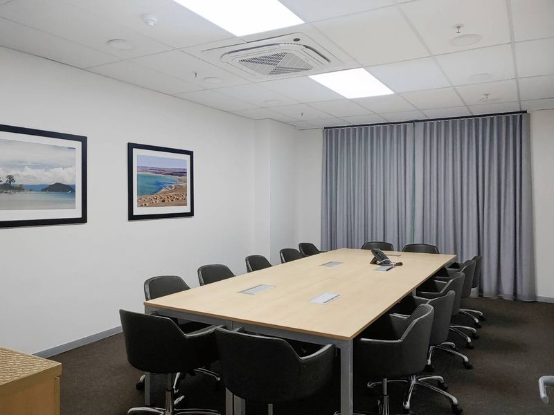 All-inclusive access to professional office space for 4 persons in Regus Centurion Mall - Photo 6