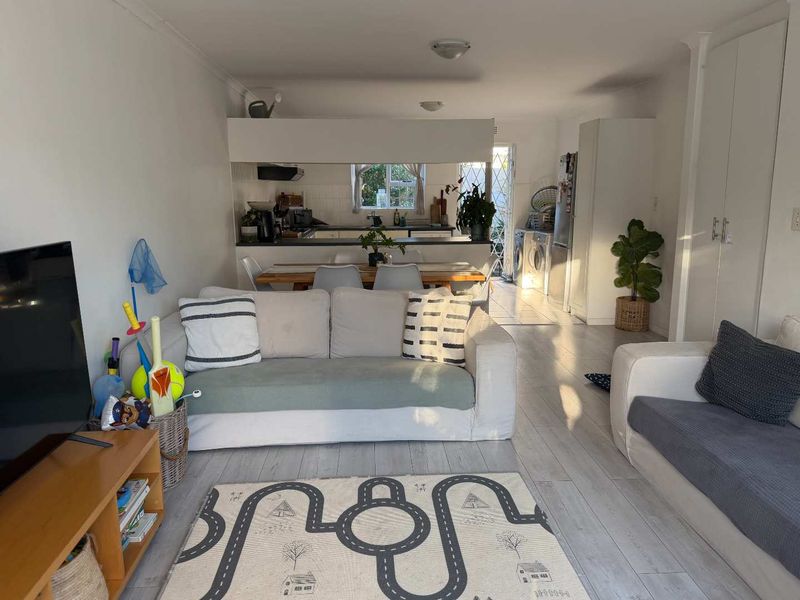 2 BEDROOM UNFURNISHED FAMILY HOME - Photo 6
