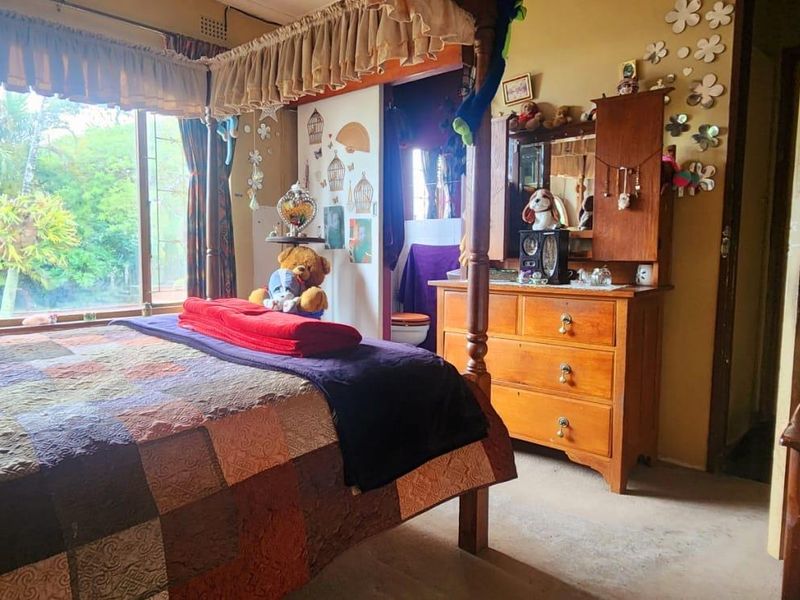 Fixer-Upper with Endless Potential - Photo 5