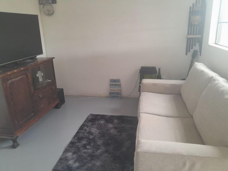 5 Bedroom House for sale in Bayview - Photo 3