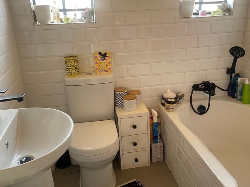 Single  Story Townhouse On Sale - Photo 5