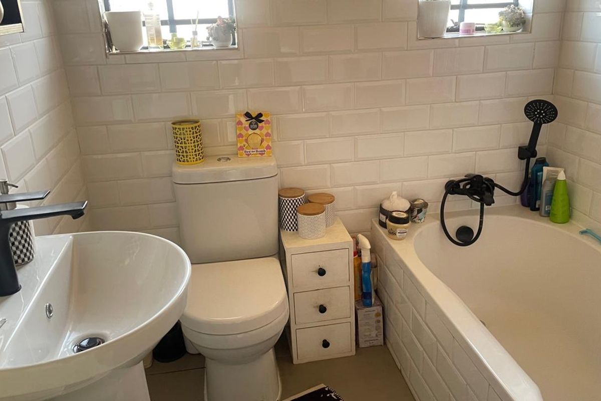 Single  Story Townhouse On Sale - Photo 5