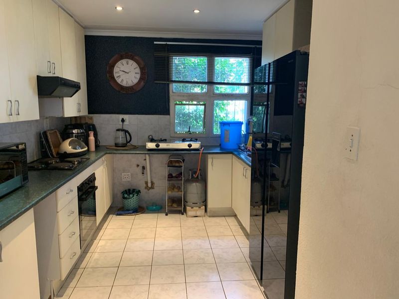 PET FRIENDLY TOWNHOUSE IN KIBLER PARK - Photo 3