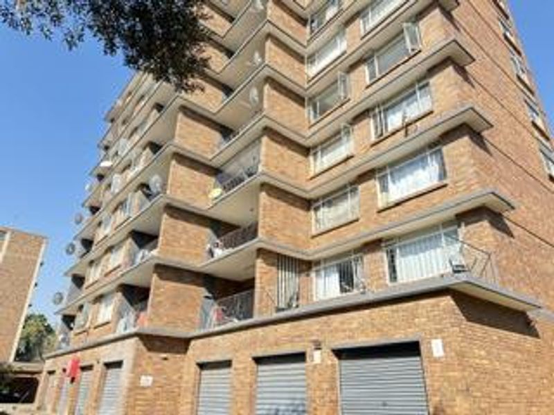 Spacious 2.5-Bed Apartment in Sunnyside – Ideal Location! - Photo 1
