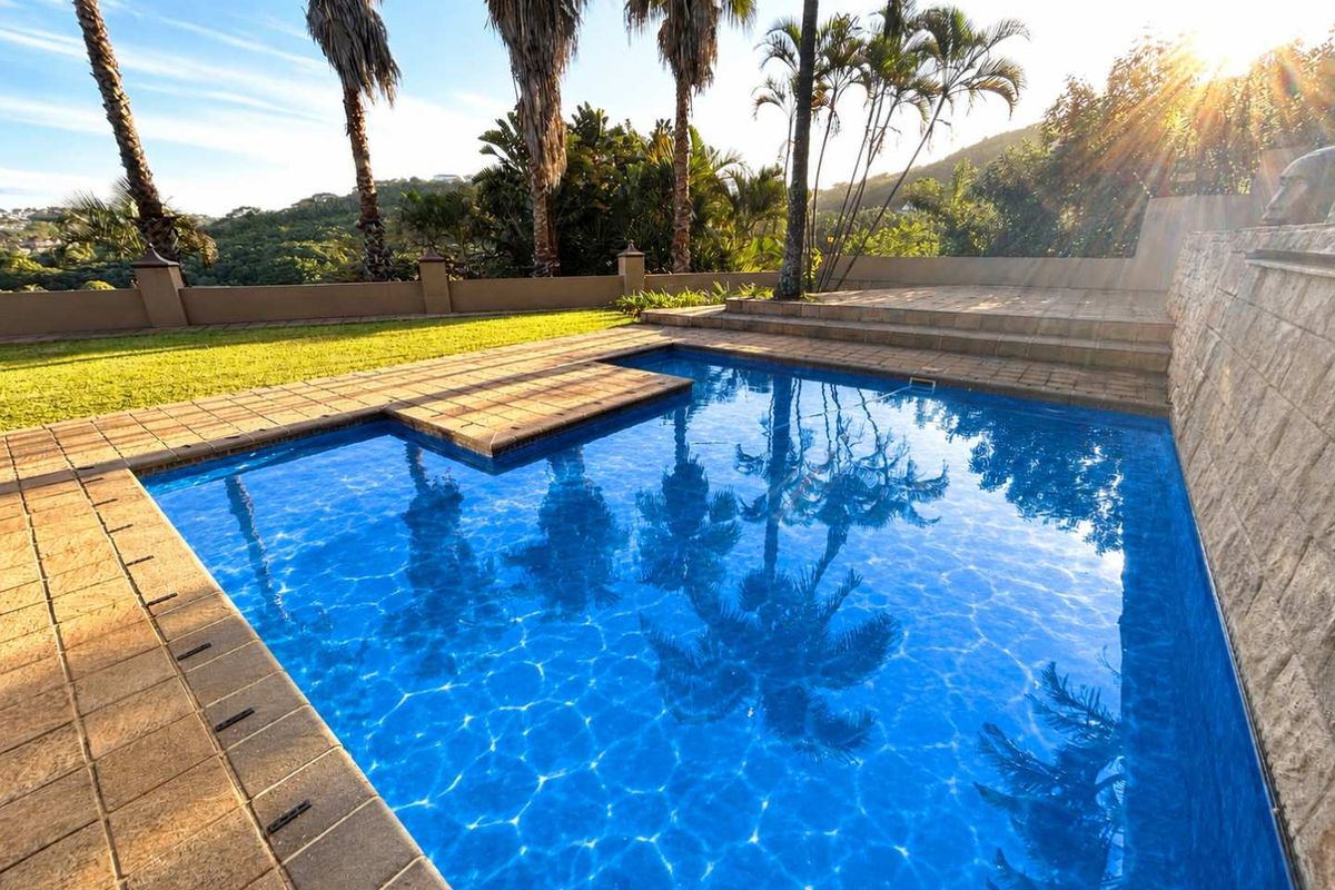 HENDRA - ELEVATED LUXURY RESIDENCE WITH PANORAMIC VIEWS AND FLATLET - Photo 5