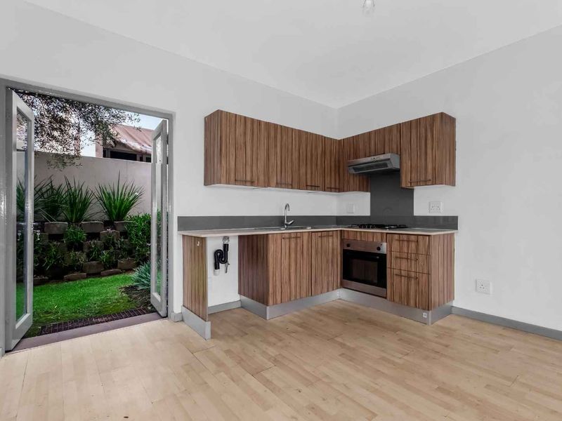 2 BEDROOM APARTMENT IN A FABULOUS LOCATION - Photo 5