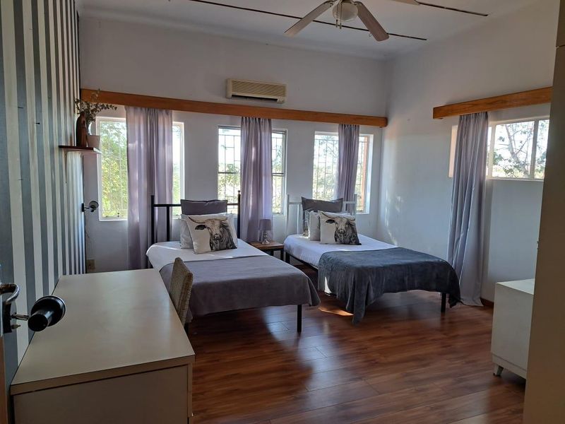 Guest House & Private Residence for Sale – Gochas, Hardap Region - Photo 9