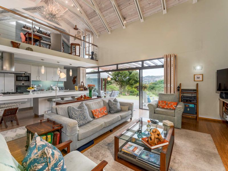 A Unique and bespoke haven of tranquility which is perfectly poised in a wind free position to deliver an unparallelled lifestyle beyond all imagination - Photo 9