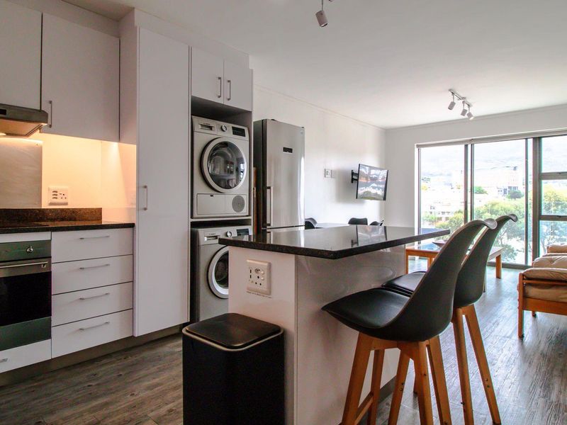 Further Reduced: Fully Furnished Investment Dream. - Photo 6