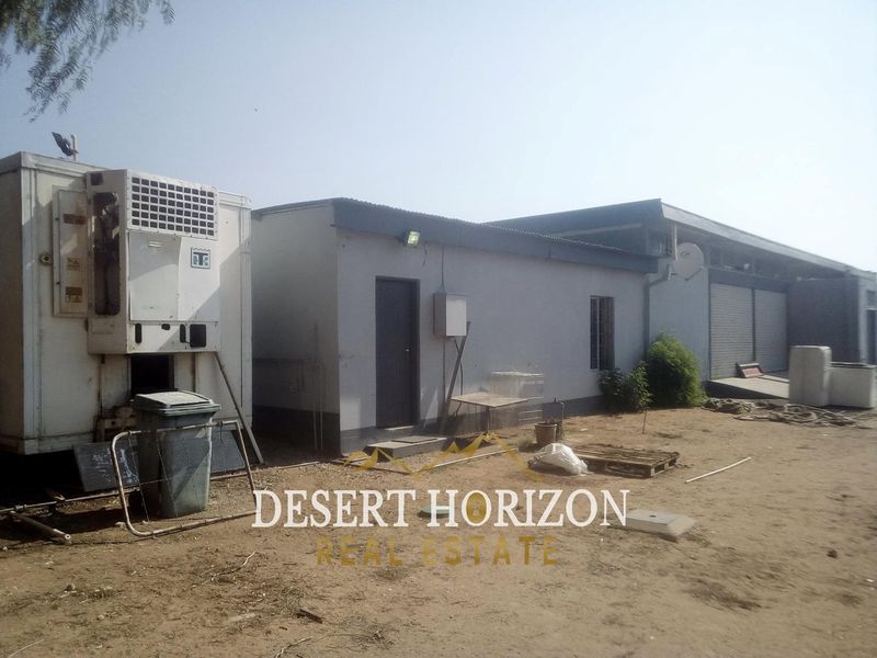 Otavi | Warehouse For Sale - Photo 2