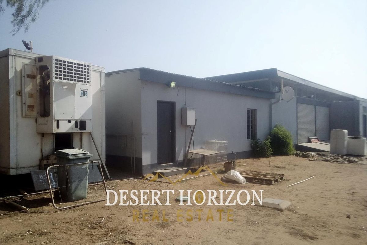 Otavi | Warehouse For Sale - Photo 2