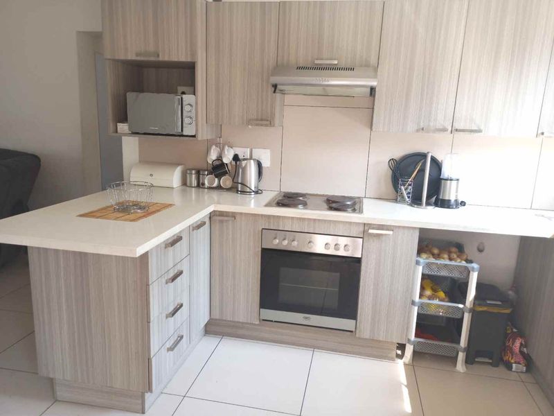 MODERN 2-BEDROOM APARTMENT FOR SALE – LILIANTON, BOKSBURG - Photo 6