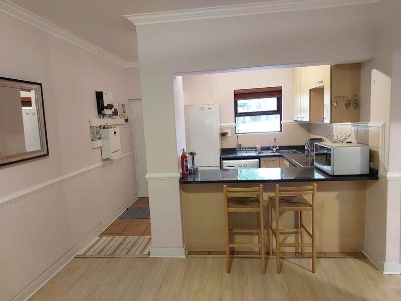 1 BEDROOM FURNISHED GARDEN APARTMENT TO RENT IN MELROSE ESTATE - Photo 2
